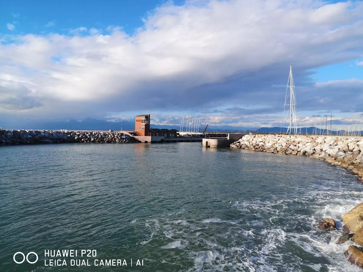 Bilocale Marina Di Pisa Apartment
